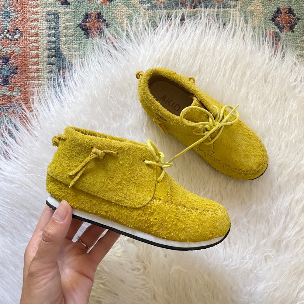 akid brand kids yellow suede sneaker boot boys shoe leather chukka moccasin 12